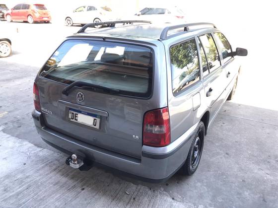 VOLKSWAGEN PARATI 1.8 MI TOUR 8V GASOLINA 4P MANUAL G.III VOLKSWAGEN PARATI 1.8 MI TOUR 8V GASOLINA 4P MANUAL G.III